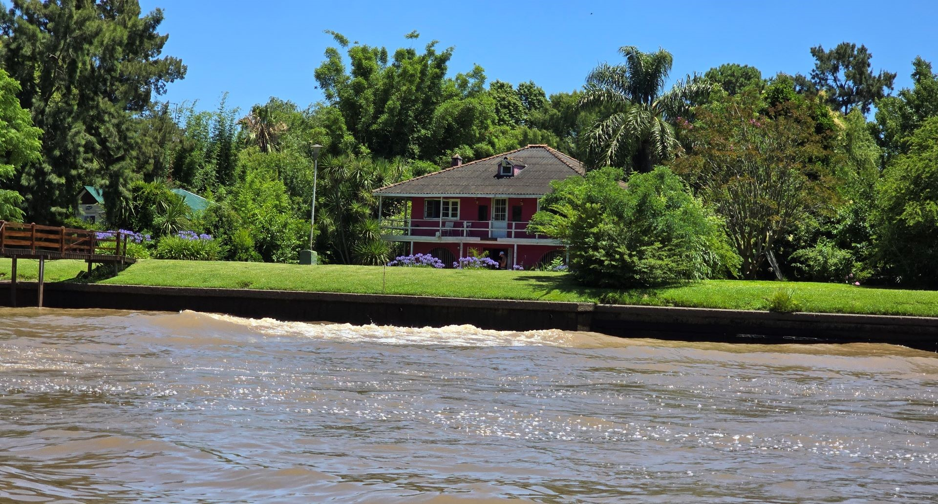 Travel Tips and Best Time for a Tigre Delta Boat Ride, Buenos Aires, Argentina